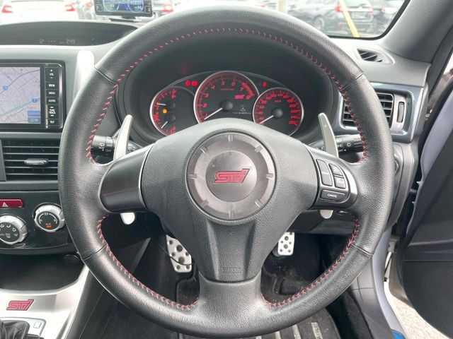 SUBARU IMPREZA WRX 5DOOR 2013 Image 31