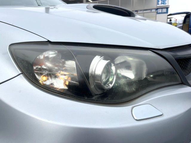 SUBARU IMPREZA WRX 5DOOR 2013 Image 31