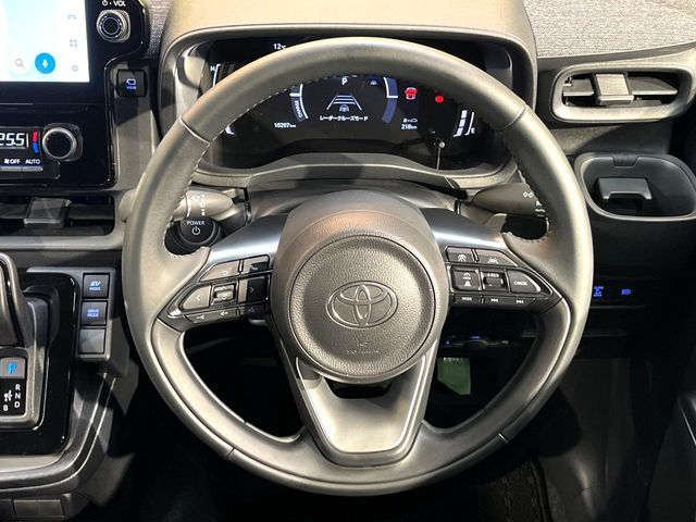 TOYOTA SIENTA HYBRID 2025 Image 31