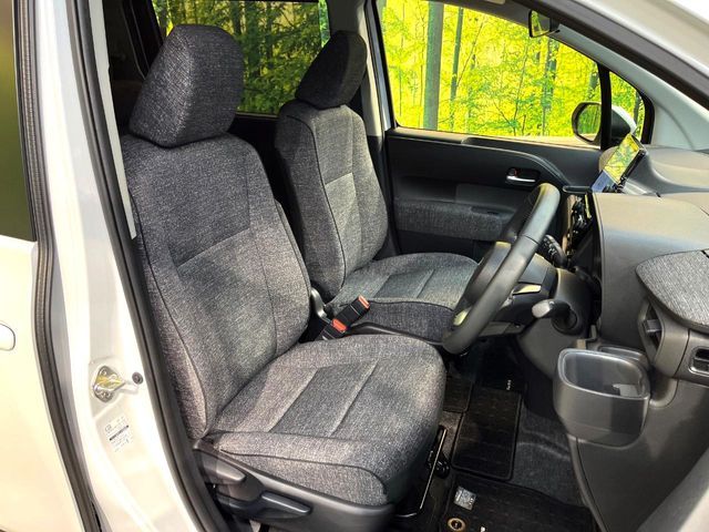 TOYOTA SIENTA HYBRID 2025 Image 31