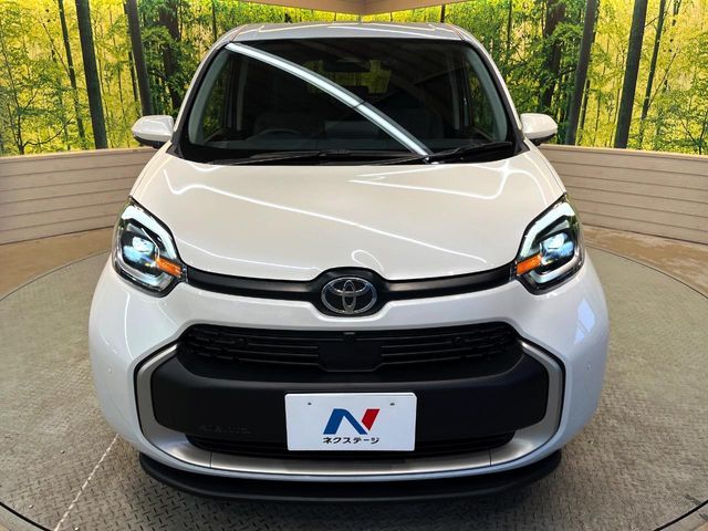 TOYOTA SIENTA HYBRID 2025 Image 31