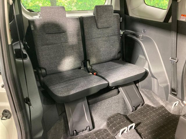 TOYOTA SIENTA HYBRID 2023 Image 31