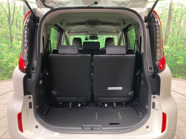 TOYOTA SIENTA HYBRID 2023 Image 31