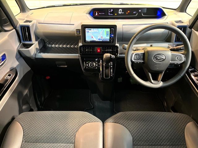 DAIHATSU TANTO CUSTOM 2020 Image 31