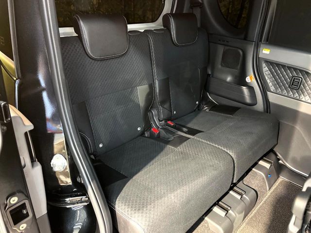 DAIHATSU TANTO CUSTOM 2020 Image 31