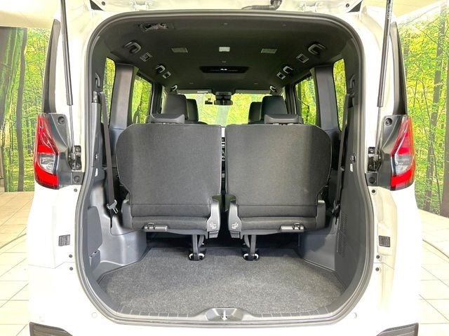 TOYOTA NOAH 2025 Image 31