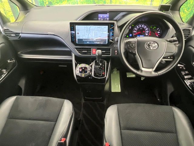 TOYOTA VOXY 2020 Image 31