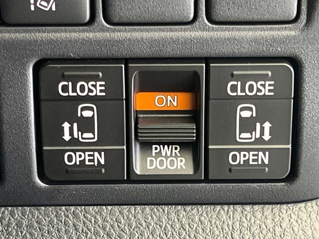 TOYOTA VOXY 2020 Image 31