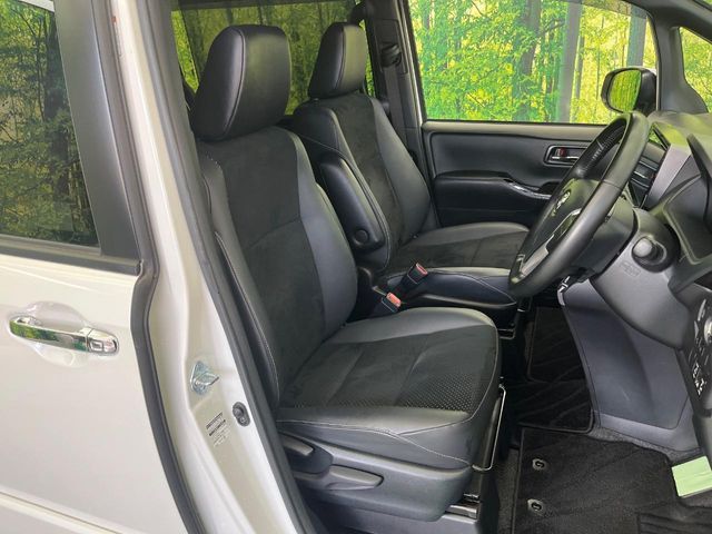 TOYOTA VOXY 2020 Image 31