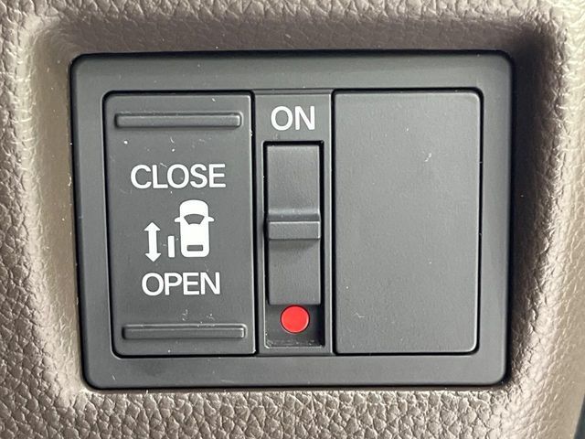 HONDA N BOX 2022 Image 31