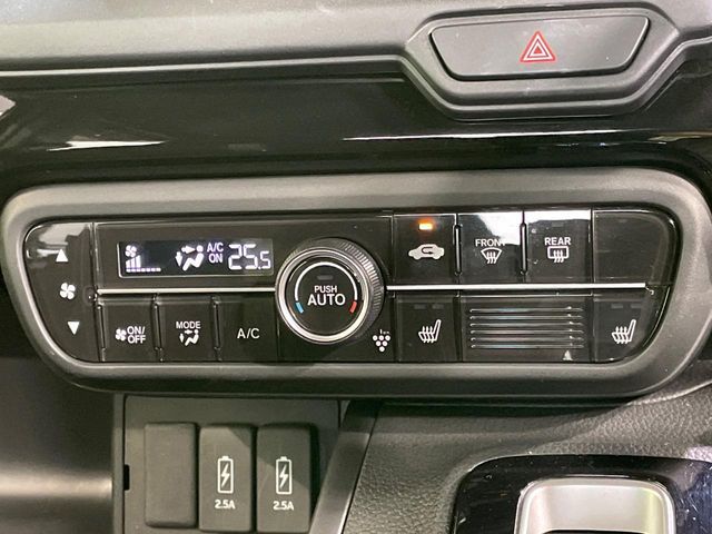 HONDA N BOX CUSTOM 2023 Image 31