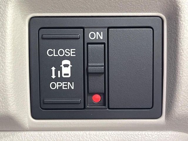 HONDA N BOX 2024 Image 31