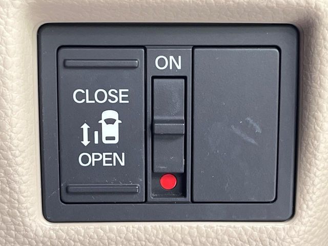 HONDA N BOX 2019 Image 31