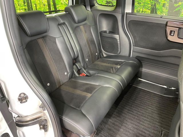 HONDA N BOX CUSTOM 2019 Image 31