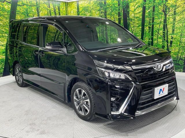 TOYOTA VOXY 2017 Image 31