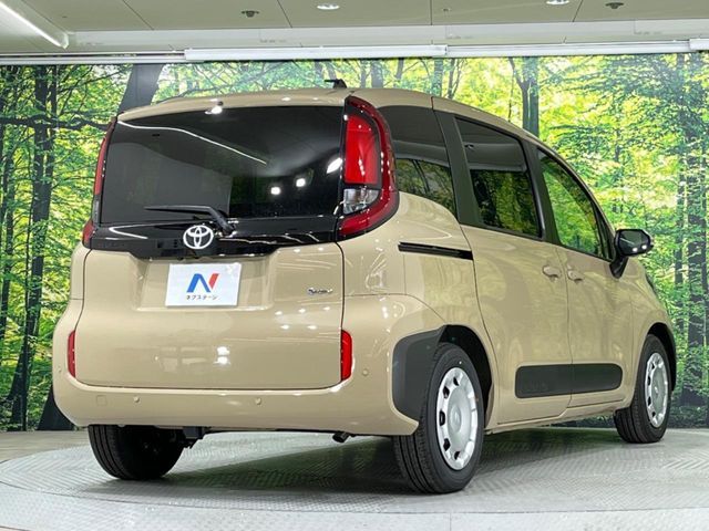 TOYOTA SIENTA HYBRID 2026 Image 31
