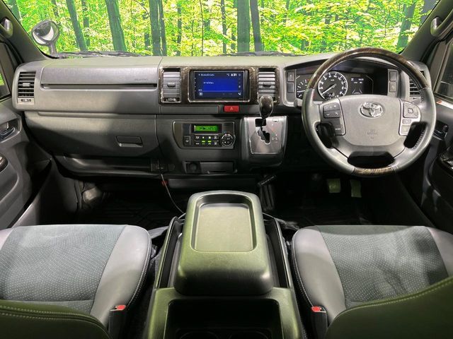 TOYOTA HIACE VAN 4WD 2024 Image 31