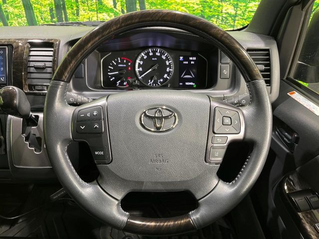 TOYOTA HIACE VAN 4WD 2024 Image 31