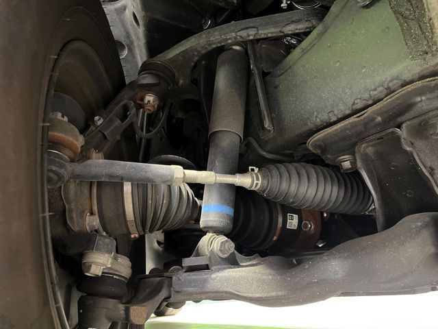 TOYOTA HIACE VAN 4WD 2024 Image 31