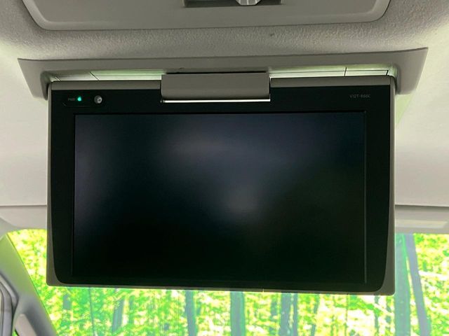 TOYOTA VOXY 4WD 2017 Image 31