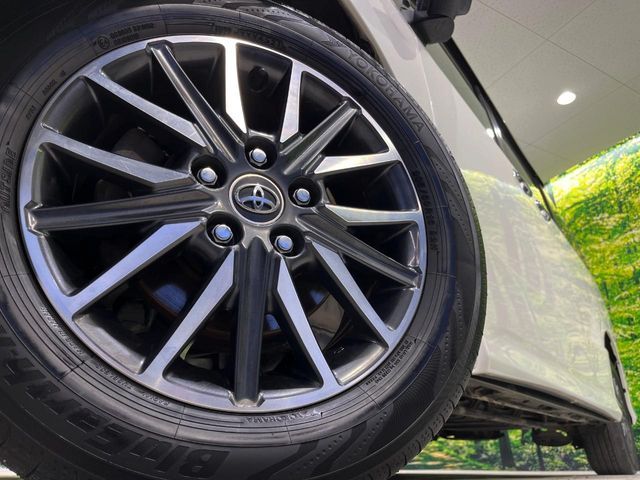 TOYOTA VOXY 4WD 2017 Image 31