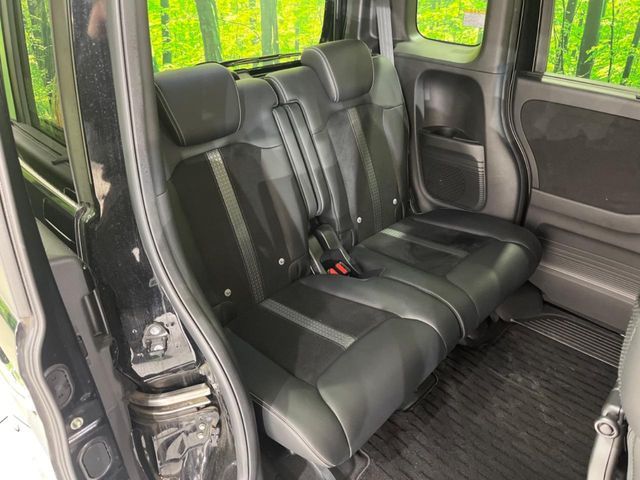 HONDA N BOX CUSTOM 2021 Image 31