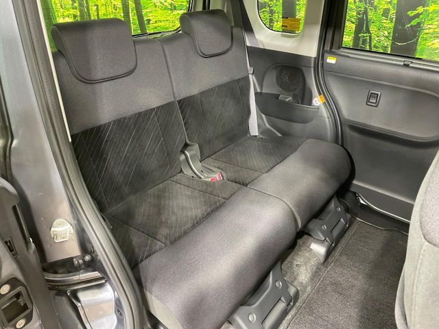 DAIHATSU TANTO CUSTOM 2015 Image 31