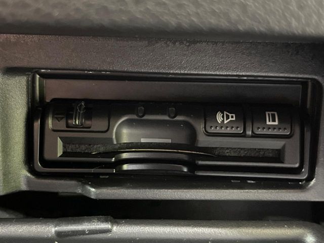 NISSAN SERENA  S-HYBRID 2017 Image 31