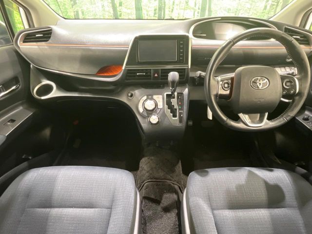TOYOTA SIENTA 2015 Image 31