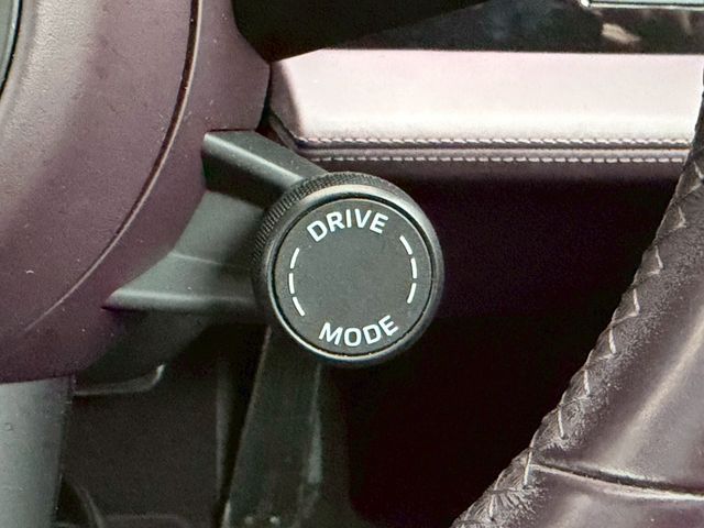 PORSCHE TAYCAN 2021 Image 31