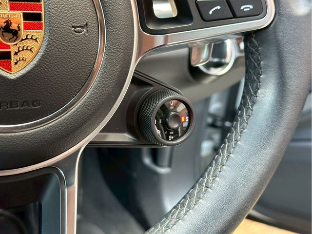 PORSCHE PANAMERA 2018 Image 31