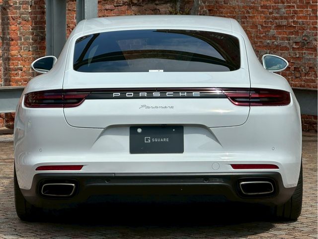 PORSCHE PANAMERA 2018 Image 31