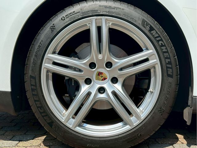 PORSCHE PANAMERA 2018 Image 31