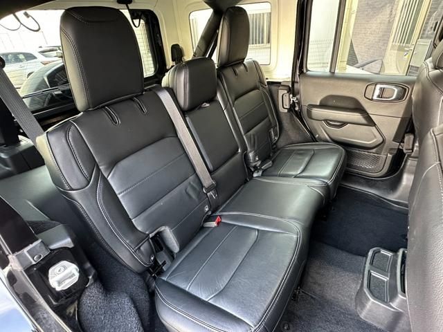 JEEP WRANGLER UNLIMI 2021 Image 31