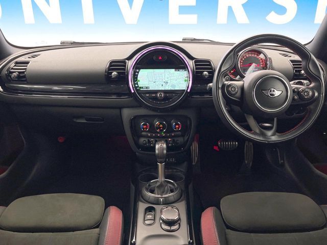 BMW MINI CLUBMAN 2017 Image 31