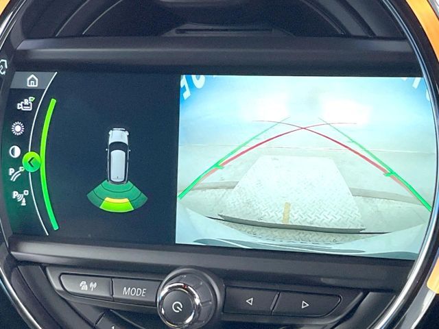 BMW MINI CLUBMAN 2017 Image 31