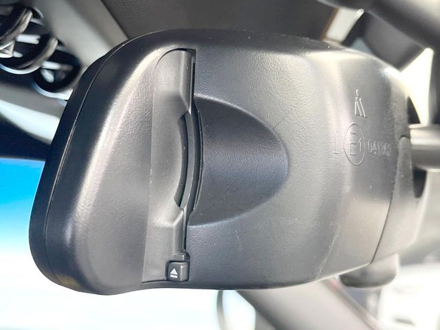 BMW MINI CLUBMAN 2017 Image 31