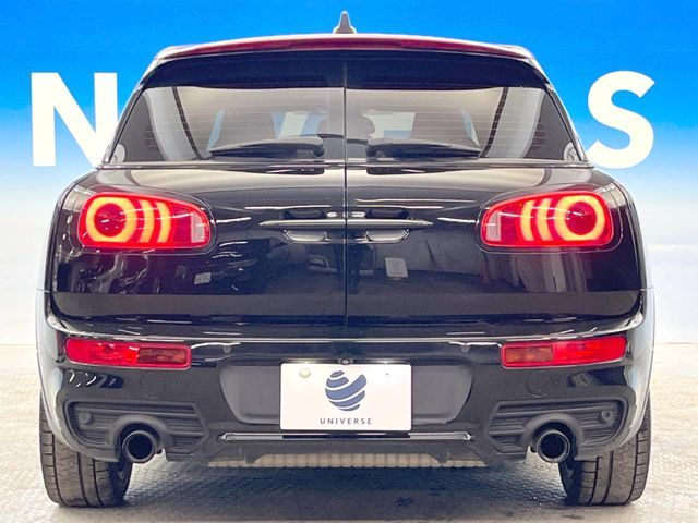 BMW MINI CLUBMAN 2017 Image 31