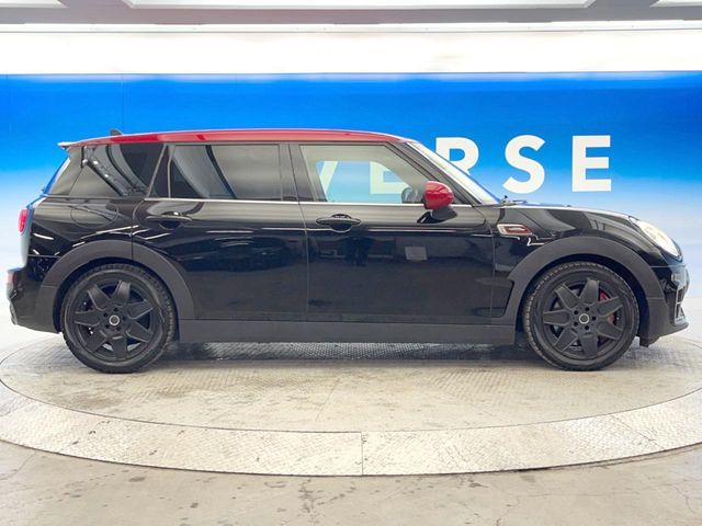 BMW MINI CLUBMAN 2017 Image 31