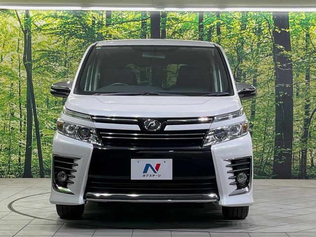 TOYOTA VOXY 2015 Image 31