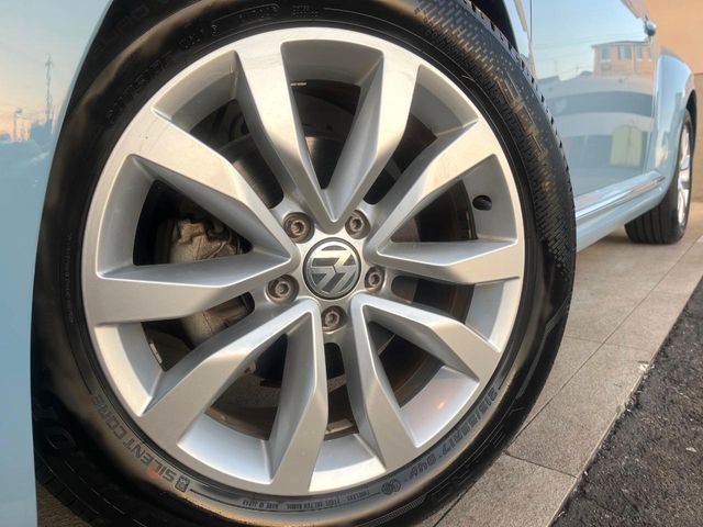 VOLKSWAGEN THE BEETL 2014 Image 31