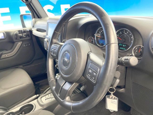 JEEP WRANGLER UNLIMI 2017 Image 31