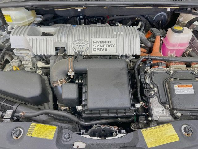 TOYOTA PRIUS 2013 Image 31