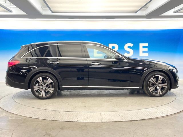 MERCEDES BENZ C CLAS 2023 Image 31