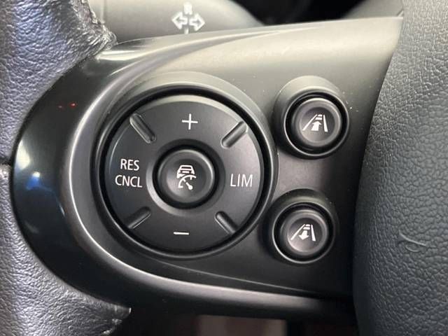 BMW MINI COOPER D CR 2017 Image 31