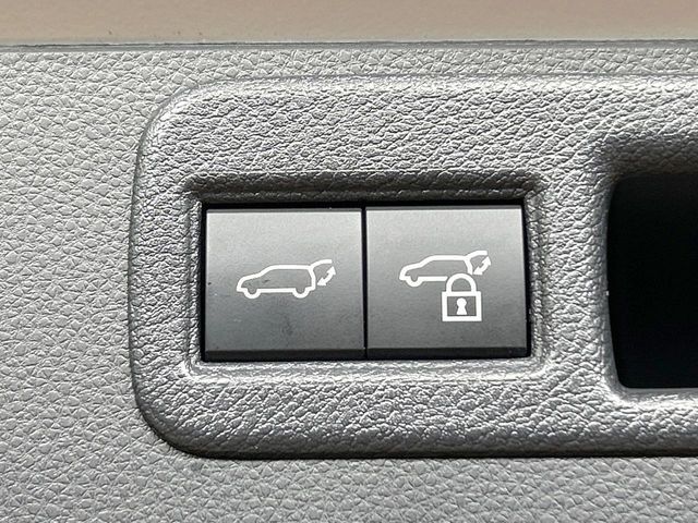 TOYOTA HARRIER HYBRID 2024 Image 31