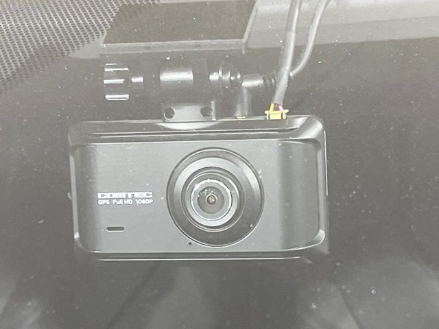 TOYOTA PRIUS 2022 Image 31