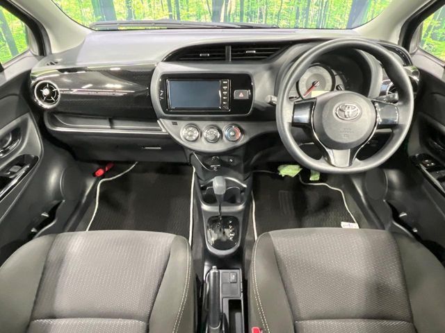 TOYOTA VITZ 2019 Image 31
