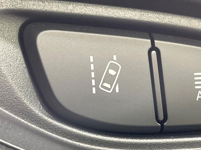 TOYOTA VITZ 2019 Image 31