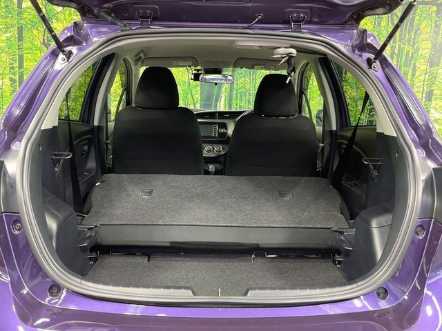 TOYOTA VITZ 2019 Image 31